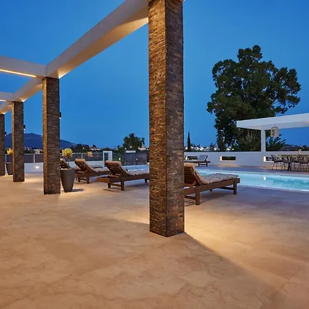 Valley View Villas, By Tk Management *