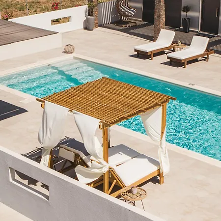 Valley View Villas, By Tk Management Villa